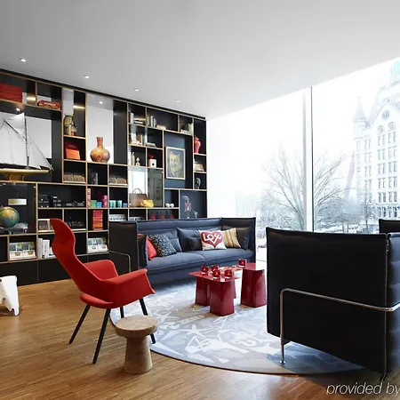 Hotel Citizenm 4*