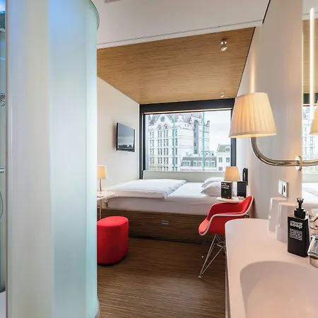 Citizenm