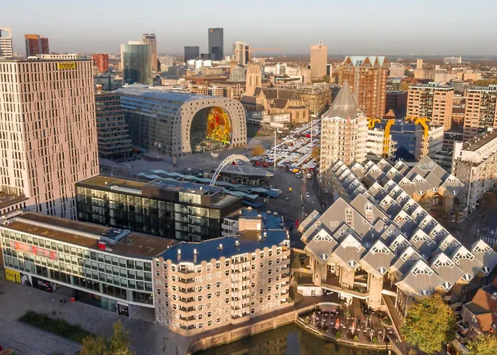 Отель Citizenm 4*