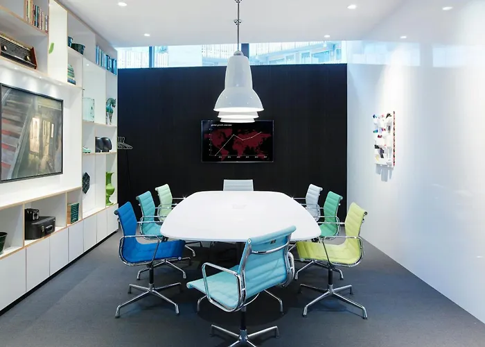 Отель Citizenm 4*