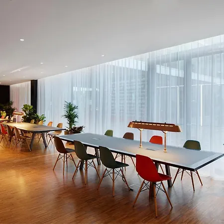 Citizenm Hotel 4*