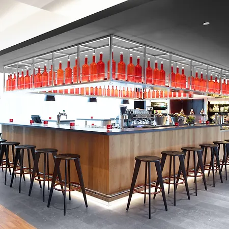 Citizenm